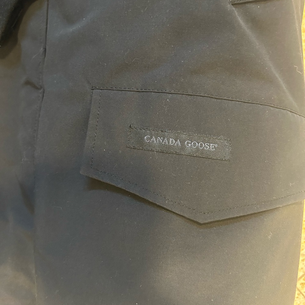 Canada Goose Brand New Men’s parka black 2XL - Picture 4 of 8